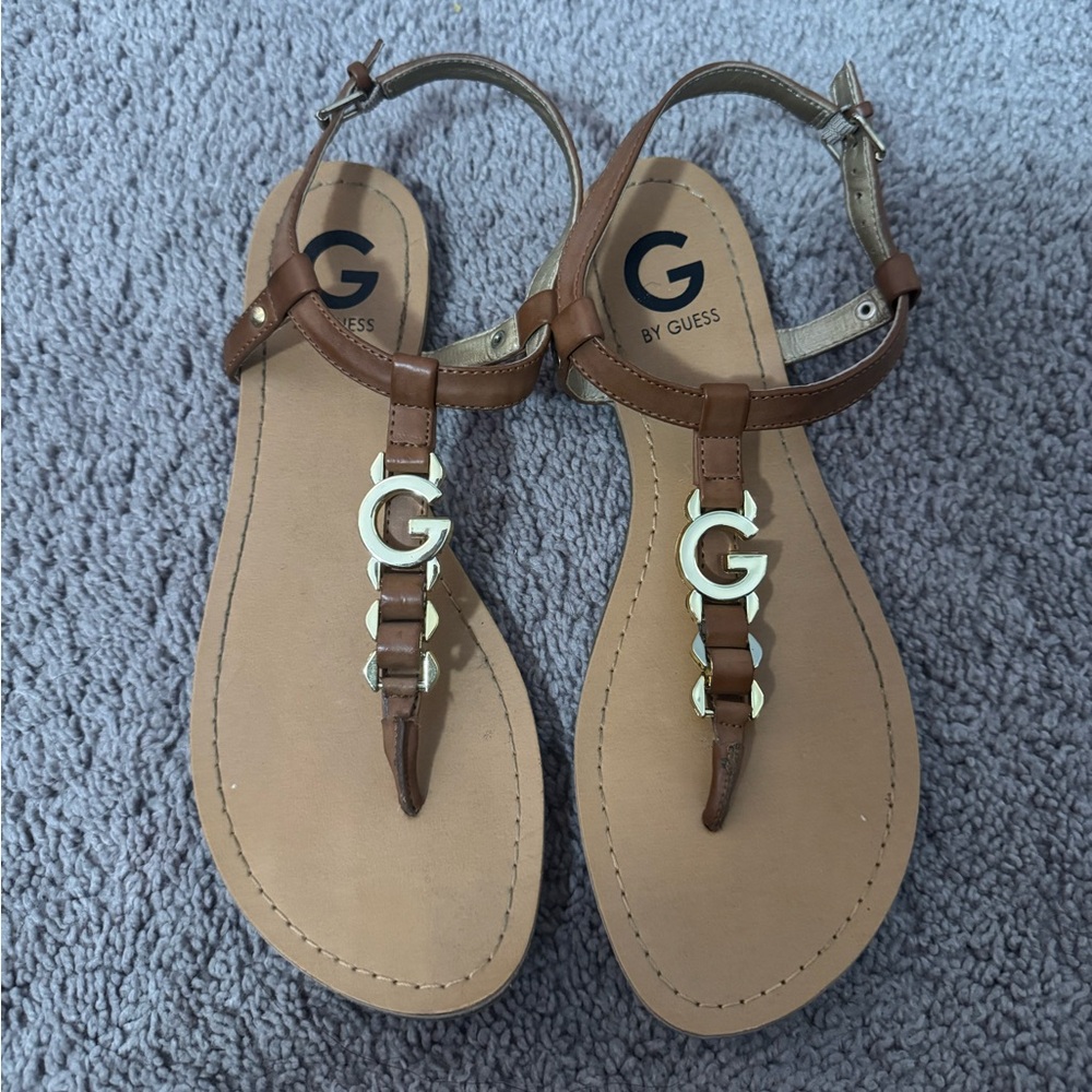 3 pair of G by Guess sandals - Picture 5 of 5